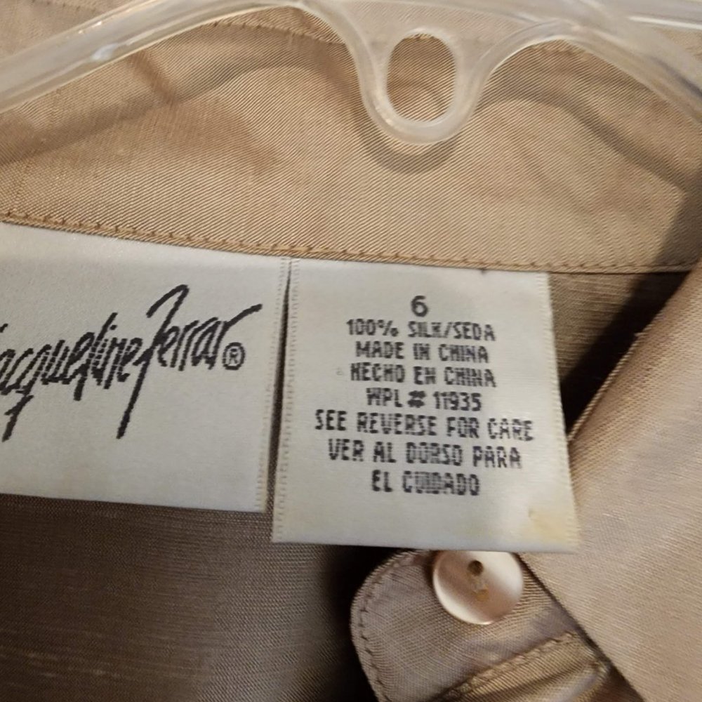 Silk Button-Down Bouse With Matching Paisley Vest - image 3